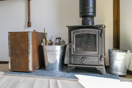 Chenoweth Yurt log burner 